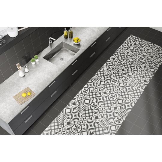 mainzu trininty black dlazdice kachlicky obklad interier jedinecny design mediteransky geometricky vzor hand made interierovy dizajn renovacia interier.jpg